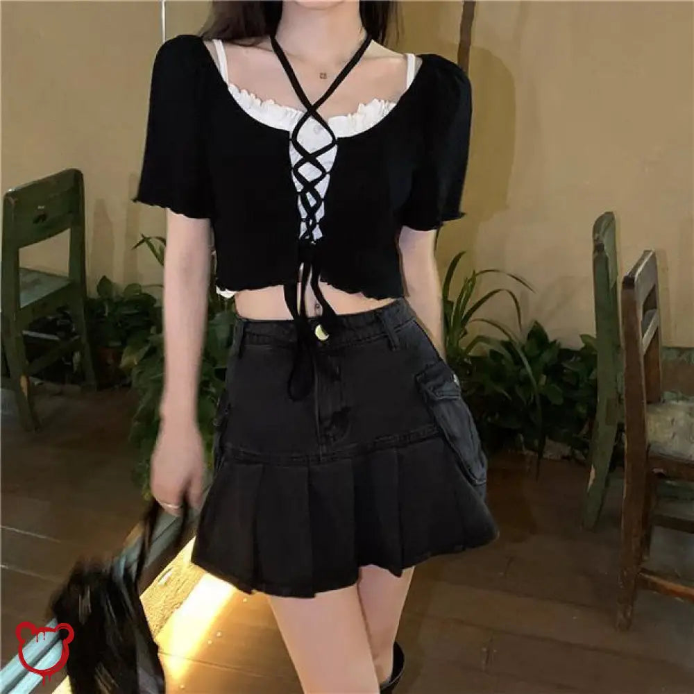 Ruffled Short Sleeve Casual Top Black / S Clothing