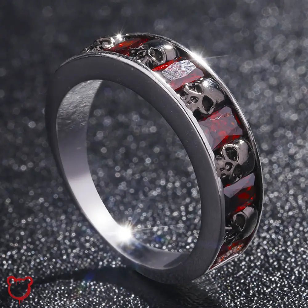 Skully' Skull Ring - The Cursed Closet