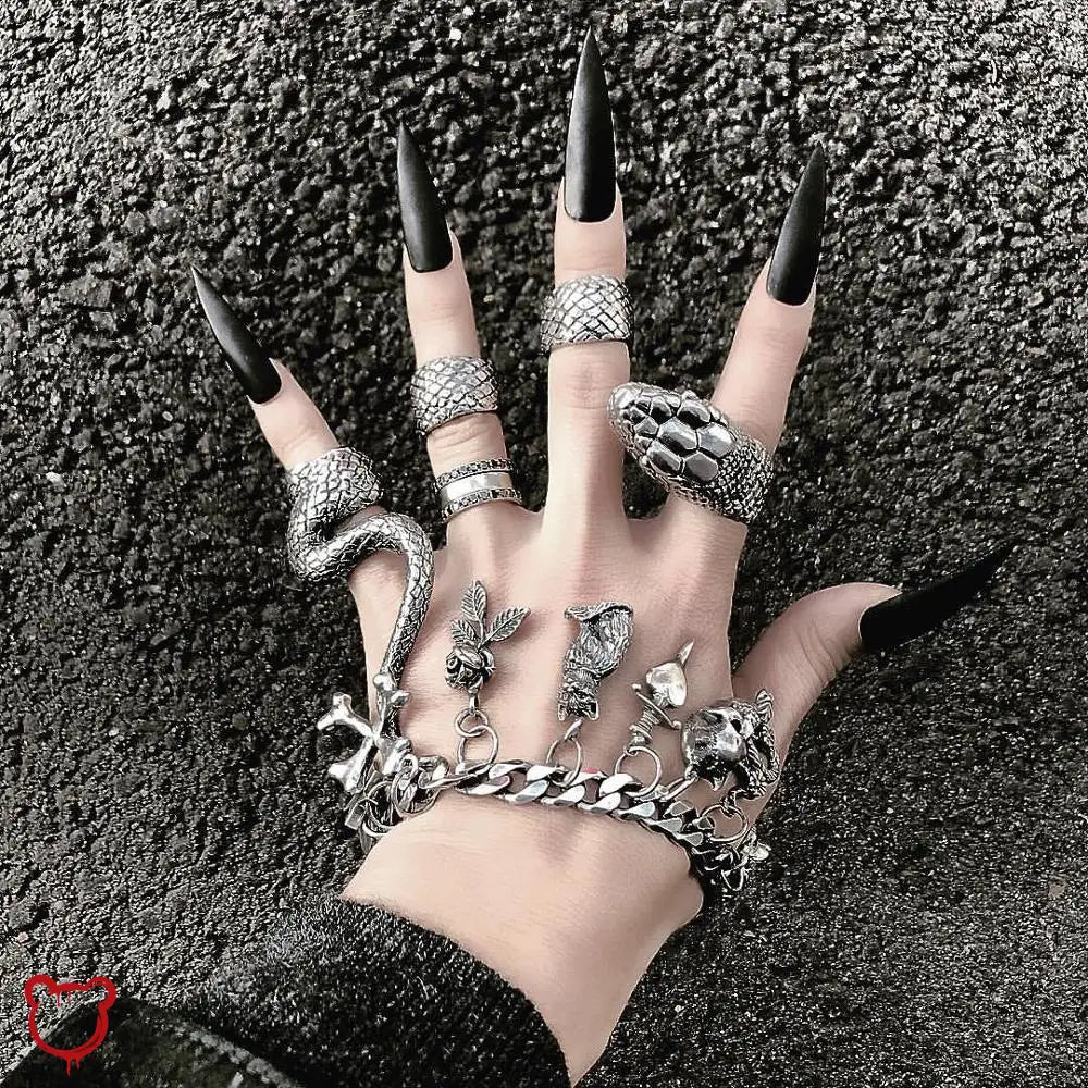 Snake Ring Set (4 pieces) - The Cursed Closet